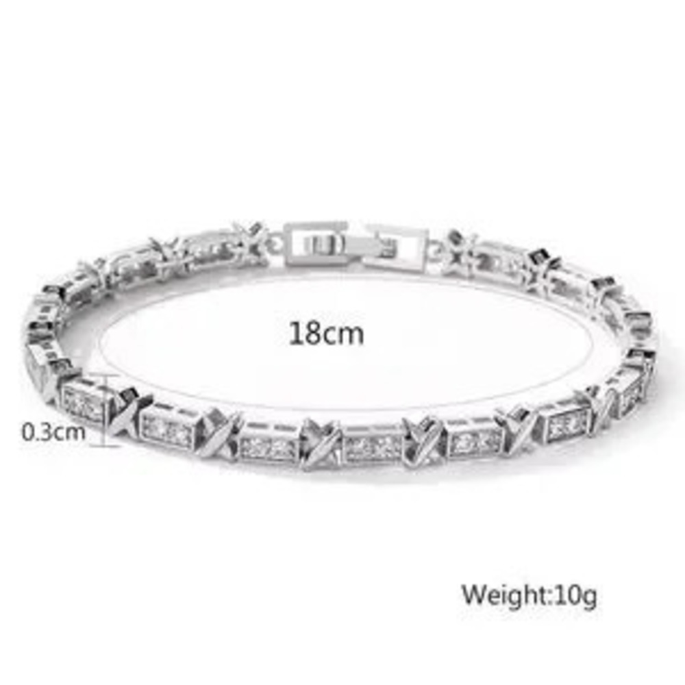 Elegant Design Bracelet With Cubic Zirconia